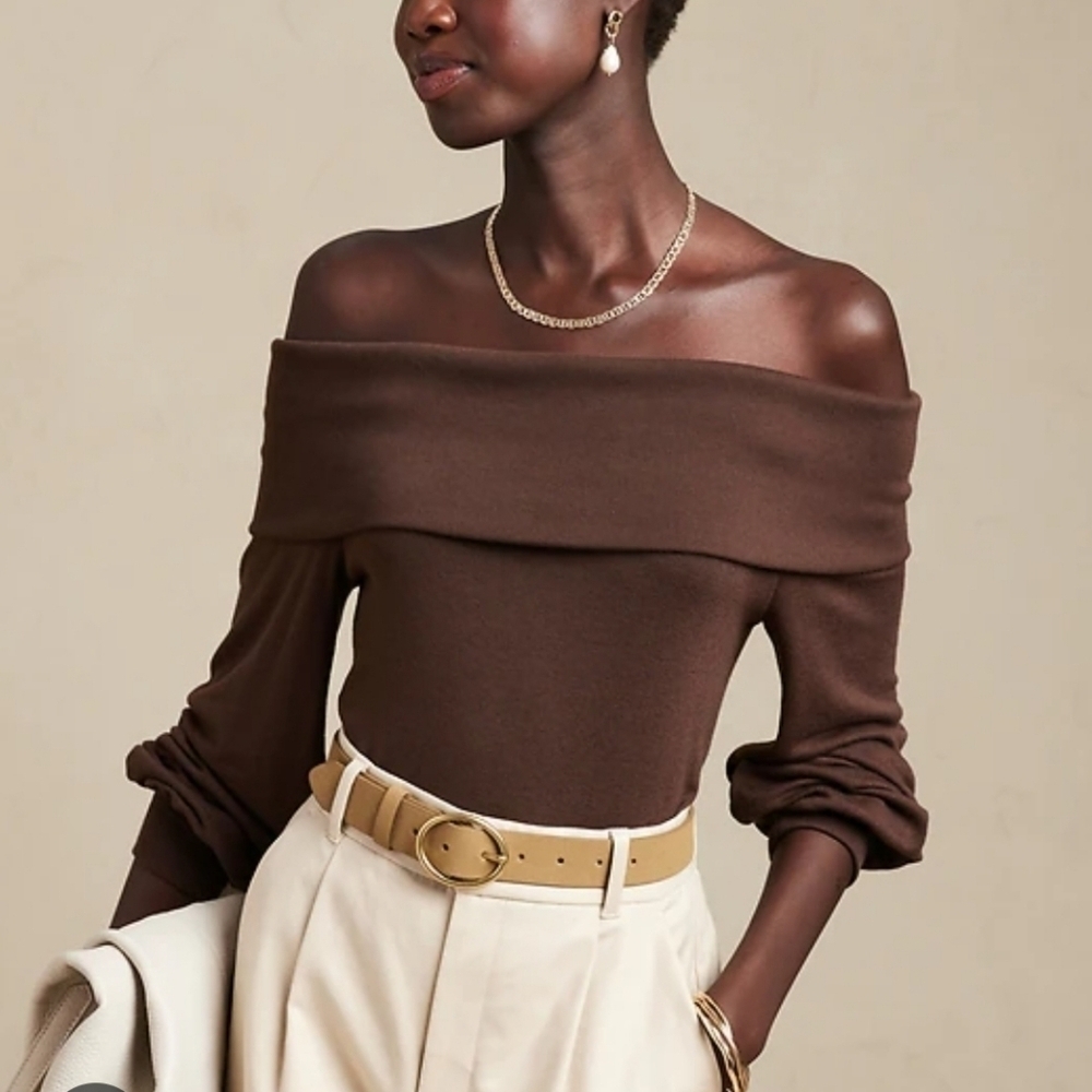 NWT! Banana Republic Soft Luxe Off Shoulder Sweater Top Size Large - Picture 2 of 9